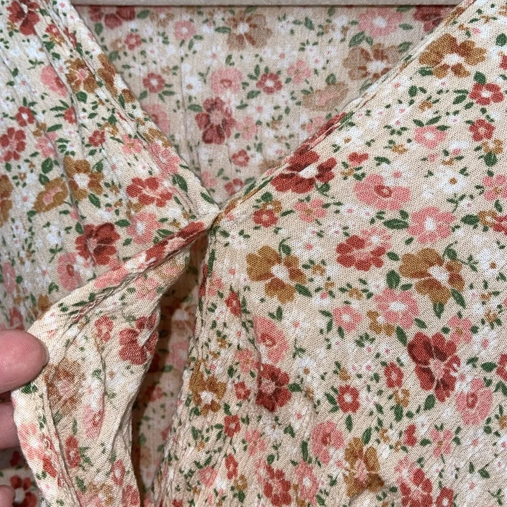 Wild Love Crop Top - Picture 4 of 4